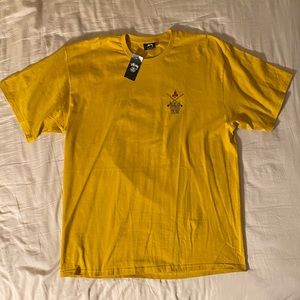 NWT STUSSY TEE